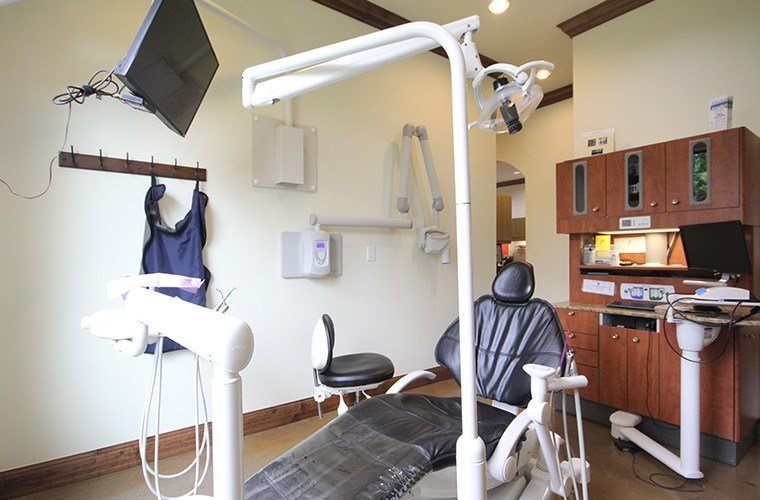 Comfortable dental exam chair